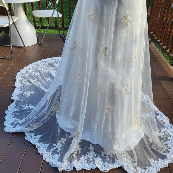EXCLUSIVE BRIDALS by A.C.E. Ivory Lace Strapples Mesh Wedding Dress Fits S - Picture 6 of 15